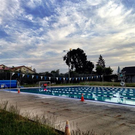 Temescal Pool